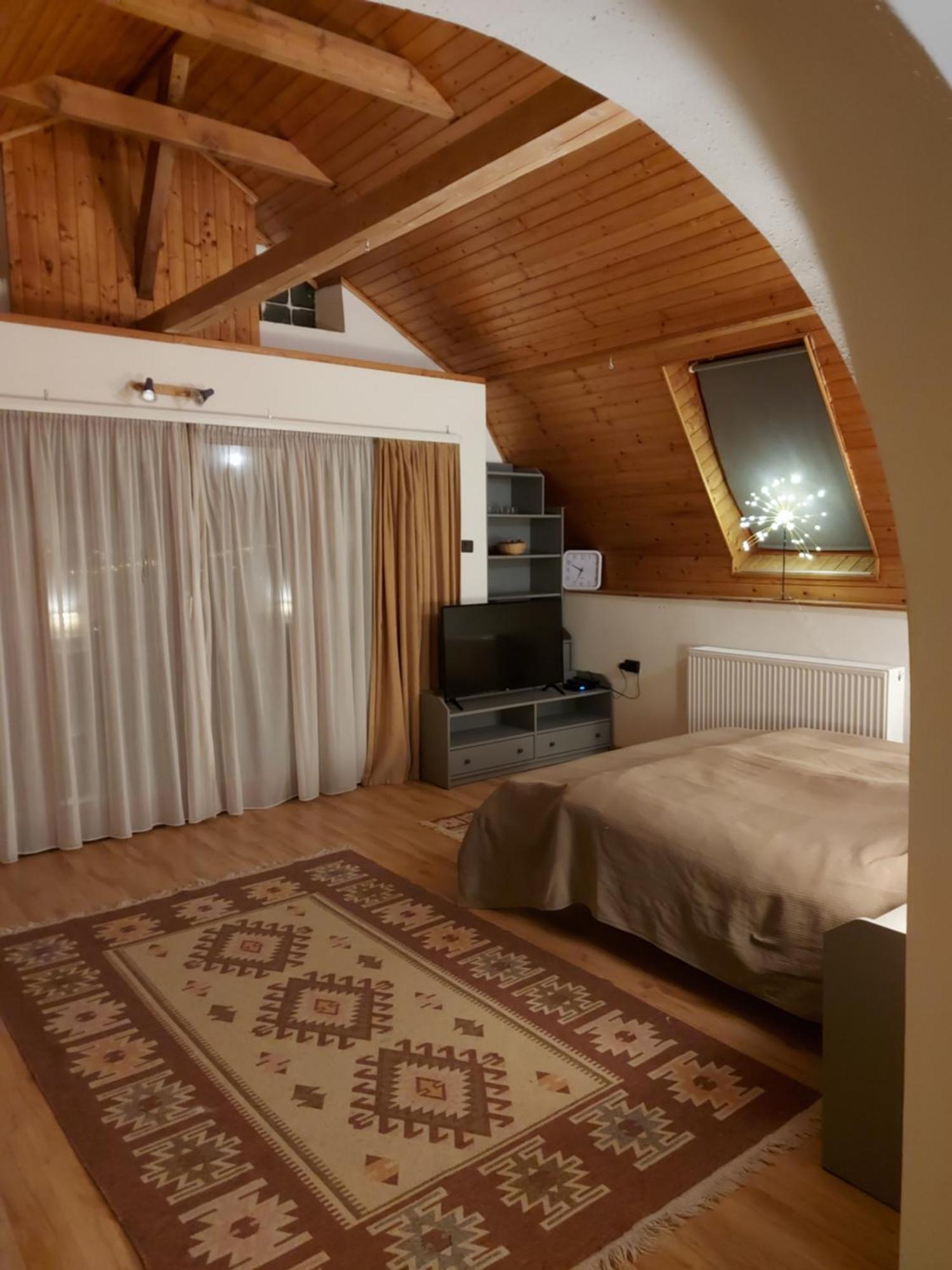 Attila-Apartman Budaoers Εξωτερικό φωτογραφία